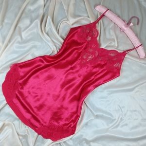 🖤SOLD🖤Vintage Victoria's Secret satin slip dress